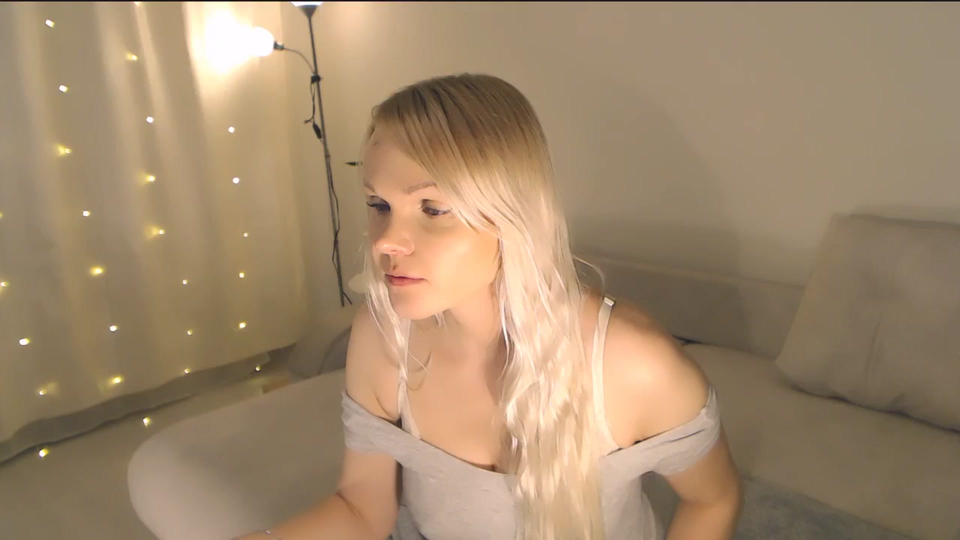 Gallery image thumbnail from Altana's myfreecams stream on, 12/20/2025, 03:24 image 15 of 20