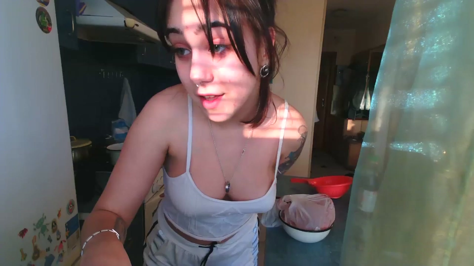 Gallery image thumbnail from Alter3g00's myfreecams stream on, 11/21/2023, 13:05 image 3 of 20
