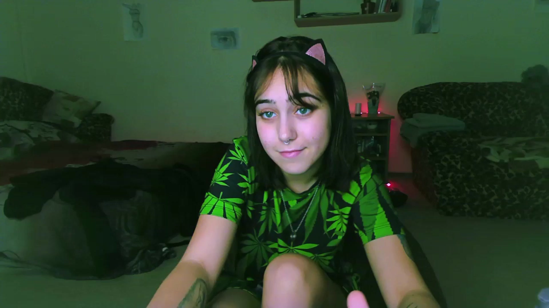 Gallery image thumbnail from Alter3g00's myfreecams stream on, 11/25/2023, 14:20 image 4 of 20