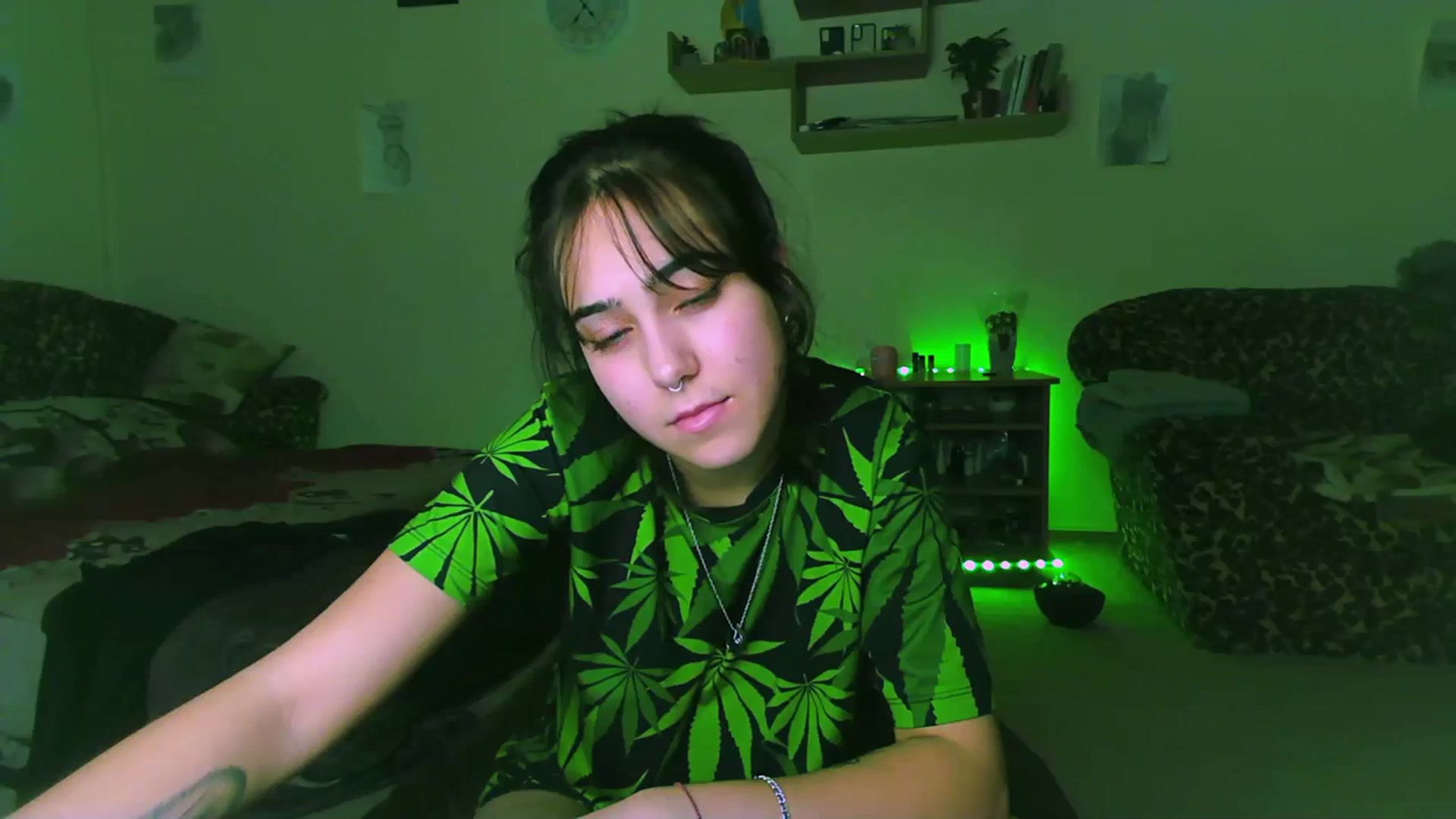 Gallery image thumbnail from Alter3g00's myfreecams stream on, 11/25/2023, 15:02 image 4 of 20