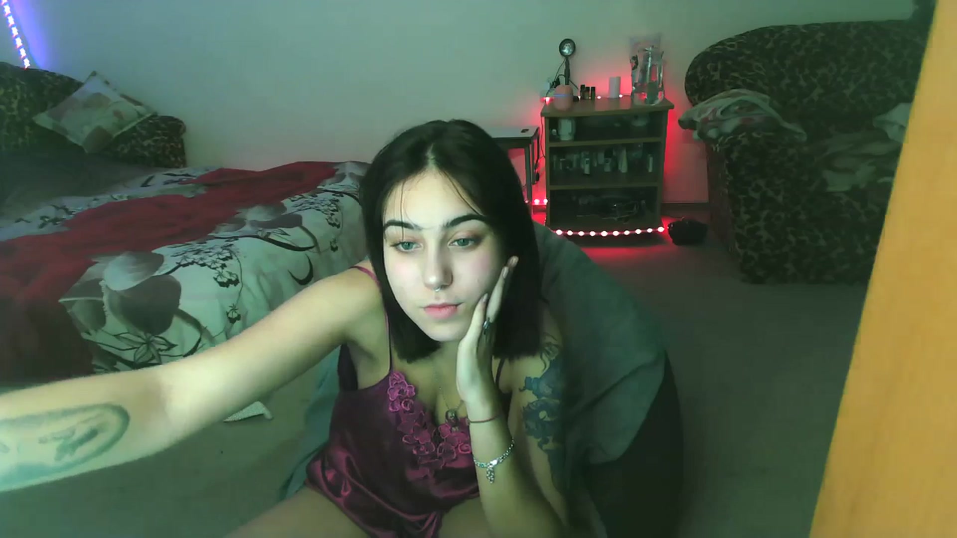 Gallery image thumbnail from Alter3g00's myfreecams stream on, 11/29/2023, 15:40 image 16 of 20