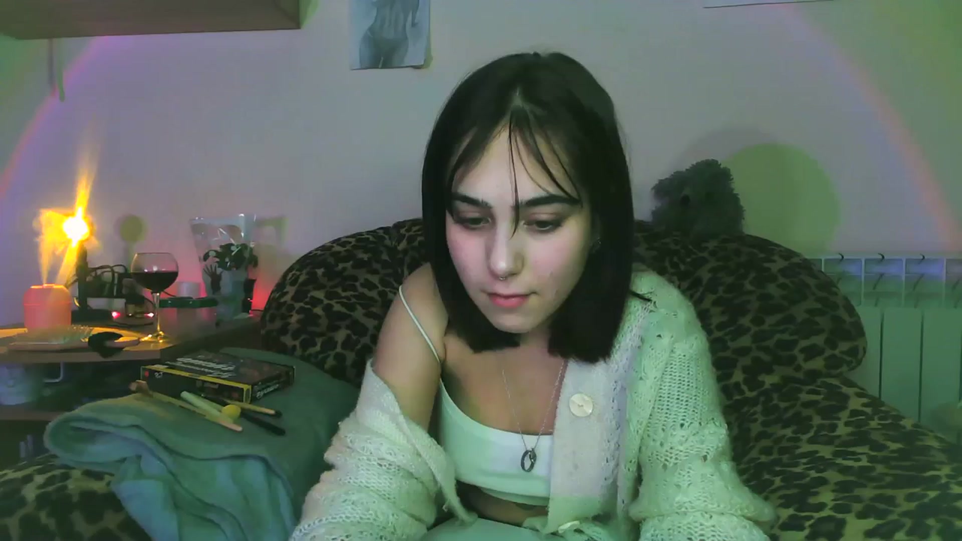 Gallery image thumbnail from Alter3g00's myfreecams stream on, 12/03/2023, 20:03 image 10 of 20