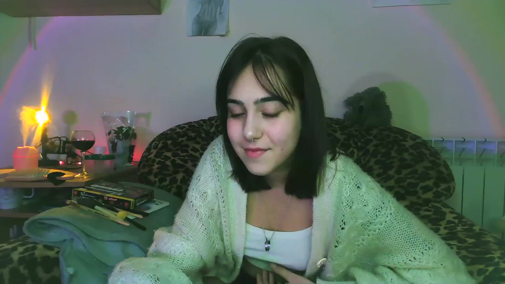Gallery image thumbnail from Alter3g00's myfreecams stream on, 12/03/2023, 20:03 image 1 of 20