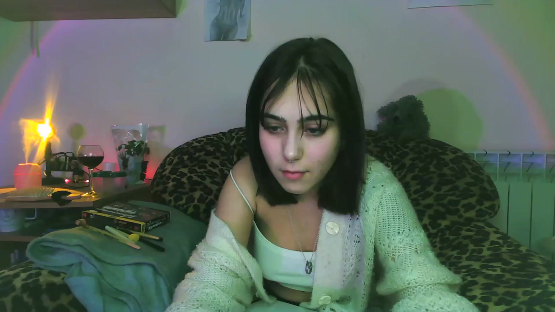 Gallery image thumbnail from Alter3g00's myfreecams stream on, 12/03/2023, 20:03 image 11 of 20
