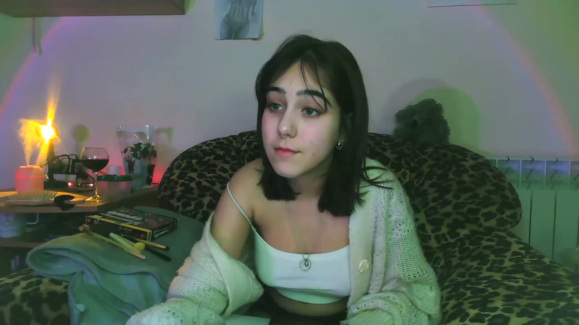 Gallery image thumbnail from Alter3g00's myfreecams stream on, 12/03/2023, 20:03 image 8 of 20