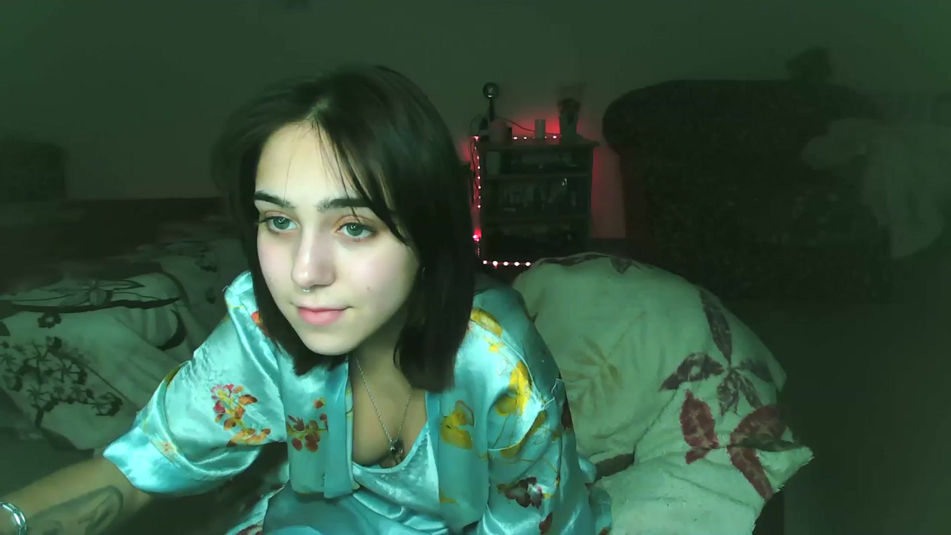 Gallery image thumbnail from Alter3g00's myfreecams stream on, 12/07/2023, 18:37 image 8 of 20