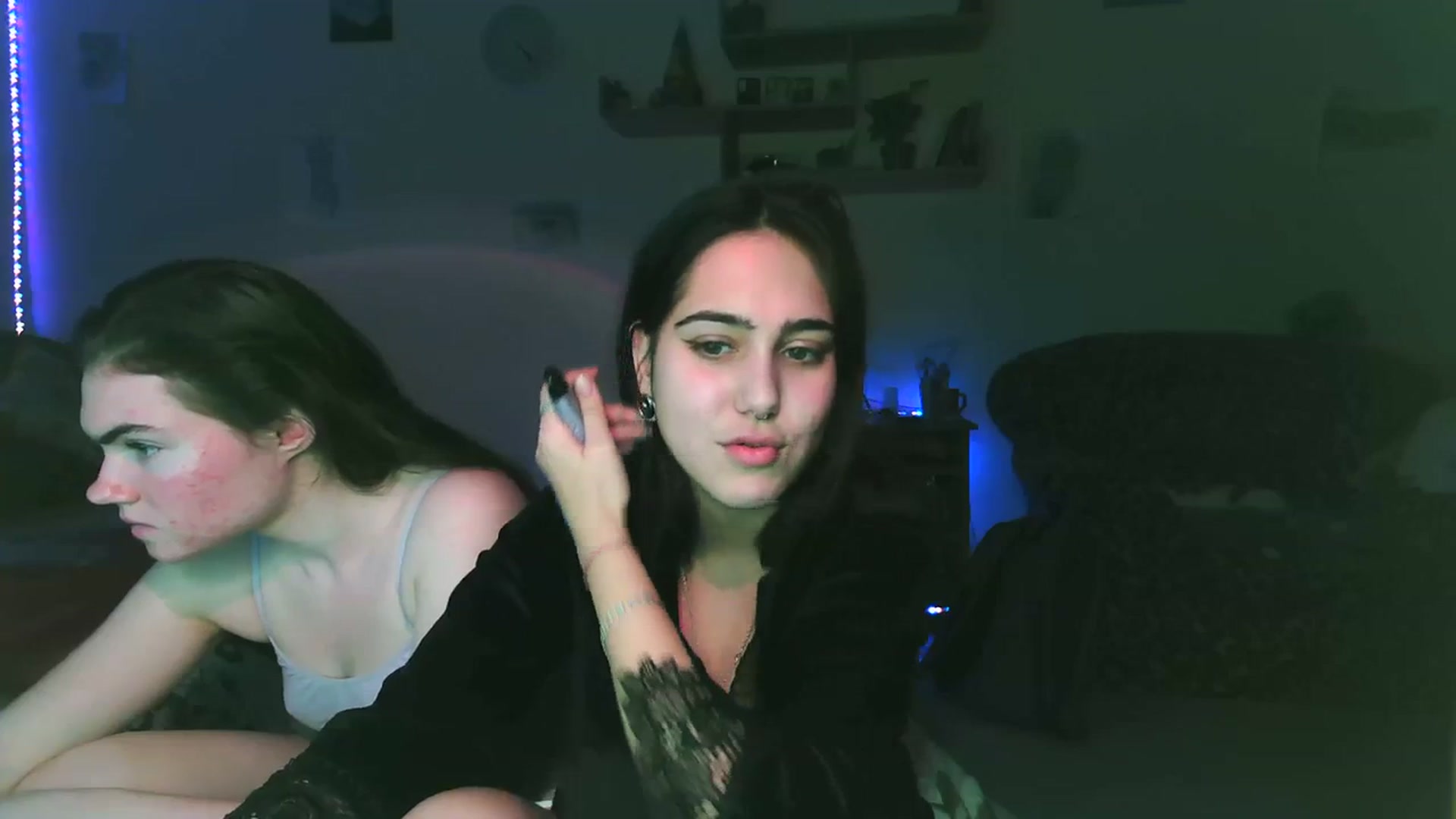 Gallery image thumbnail from Alter3g00's myfreecams stream on, 12/10/2023, 15:14 image 2 of 20