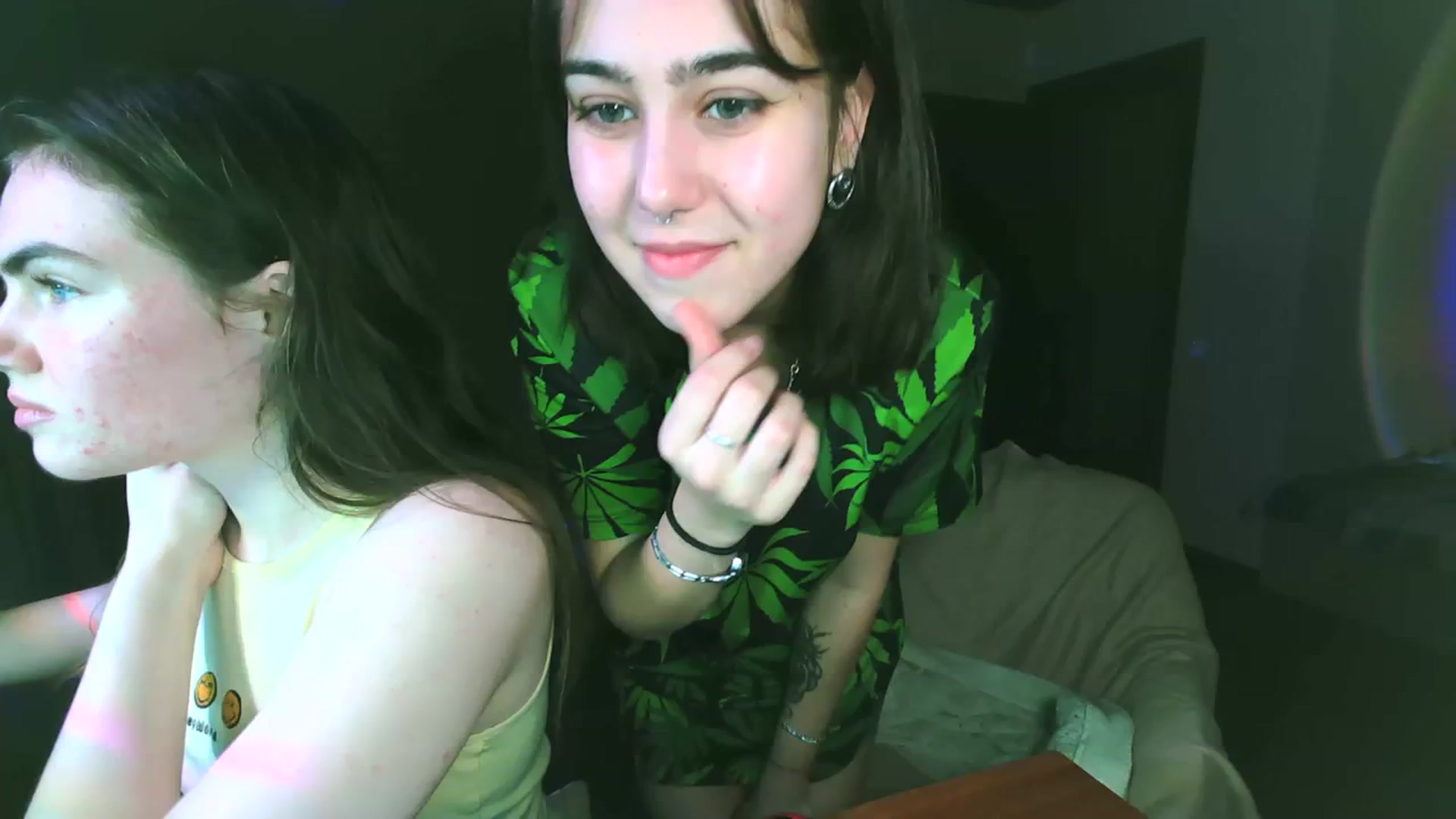 Gallery image thumbnail from Alter3g00's myfreecams stream on, 12/12/2023, 17:43 image 10 of 20
