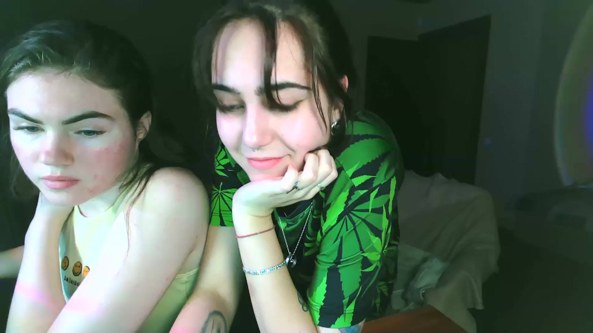 Gallery image thumbnail from Alter3g00's myfreecams stream on, 12/12/2023, 17:43 image 14 of 20