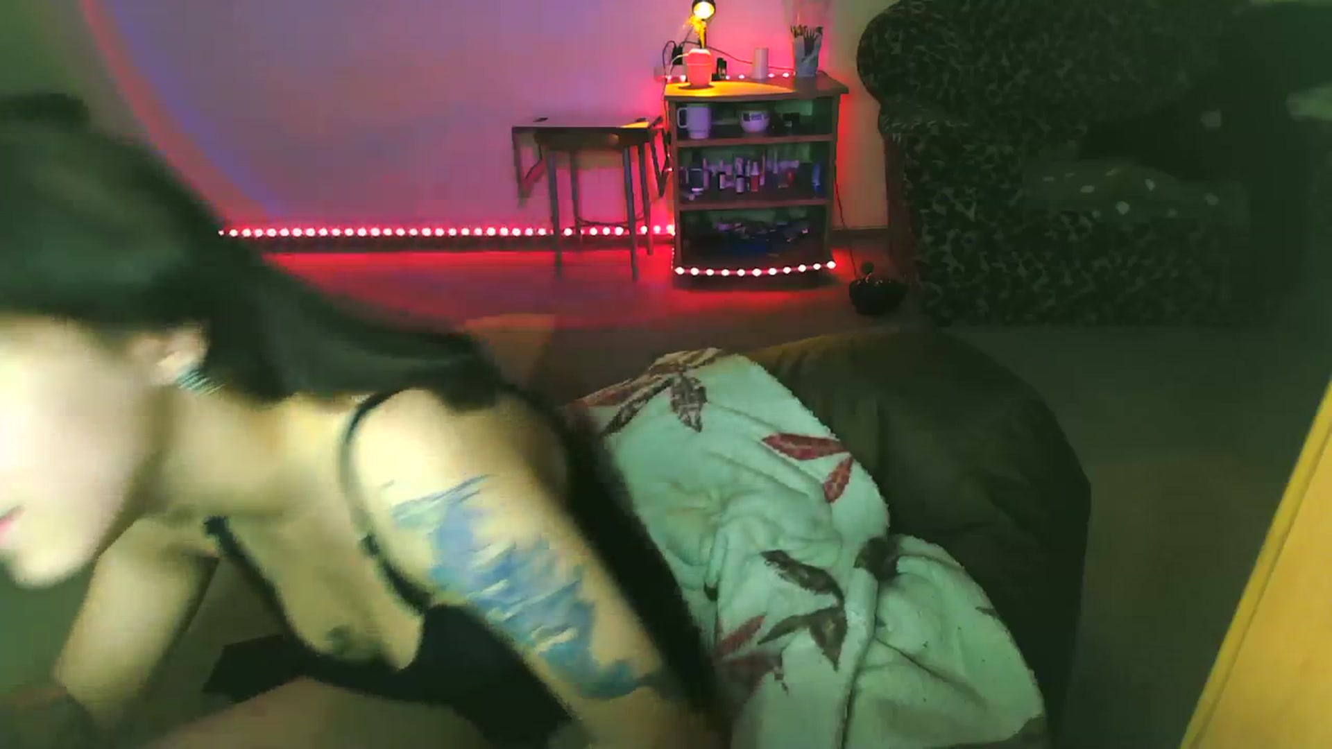 Gallery image thumbnail from Alter3g00's myfreecams stream on, 12/15/2023, 16:00 image 17 of 20