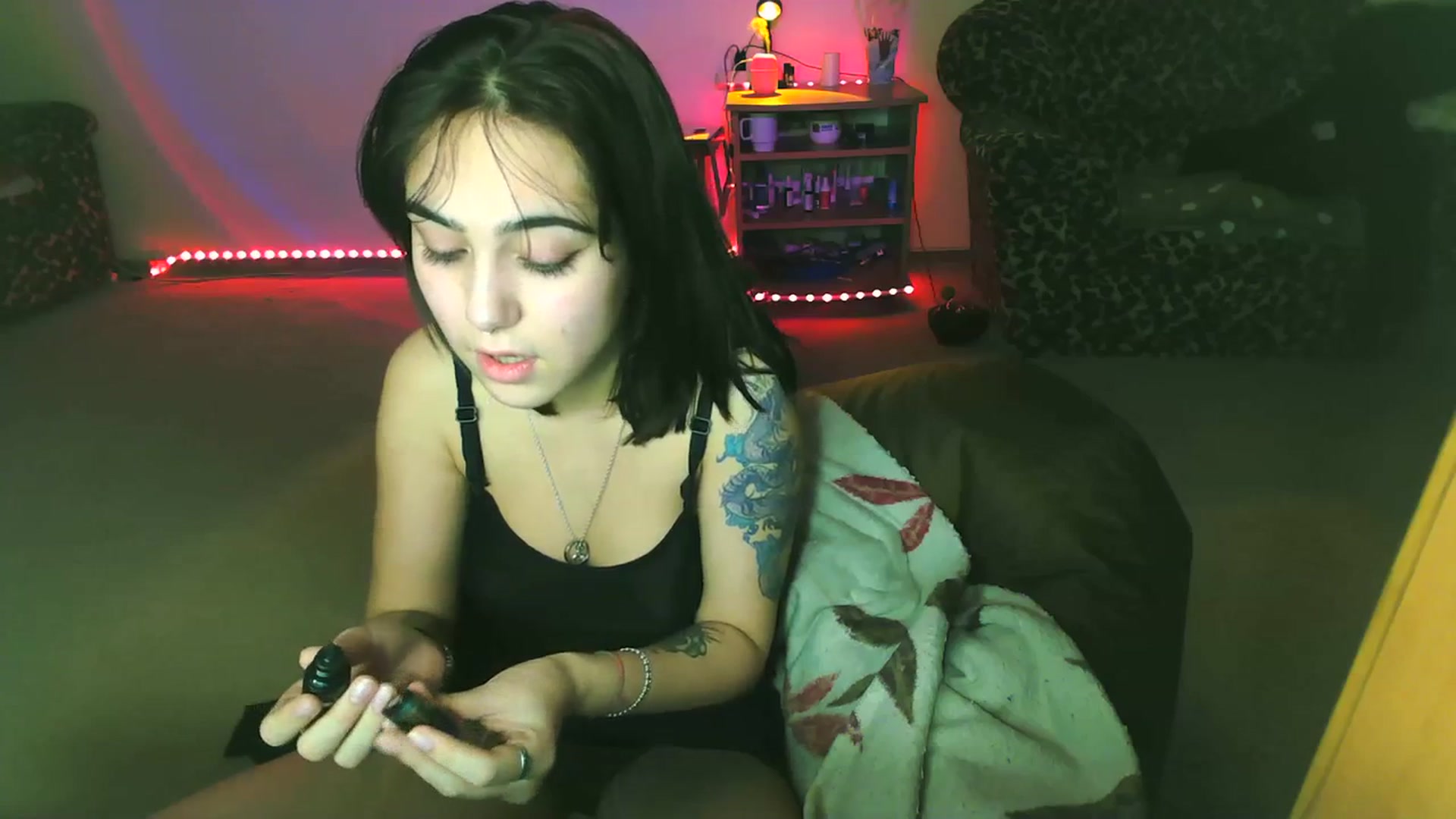 Gallery image thumbnail from Alter3g00's myfreecams stream on, 12/15/2023, 16:00 image 12 of 20