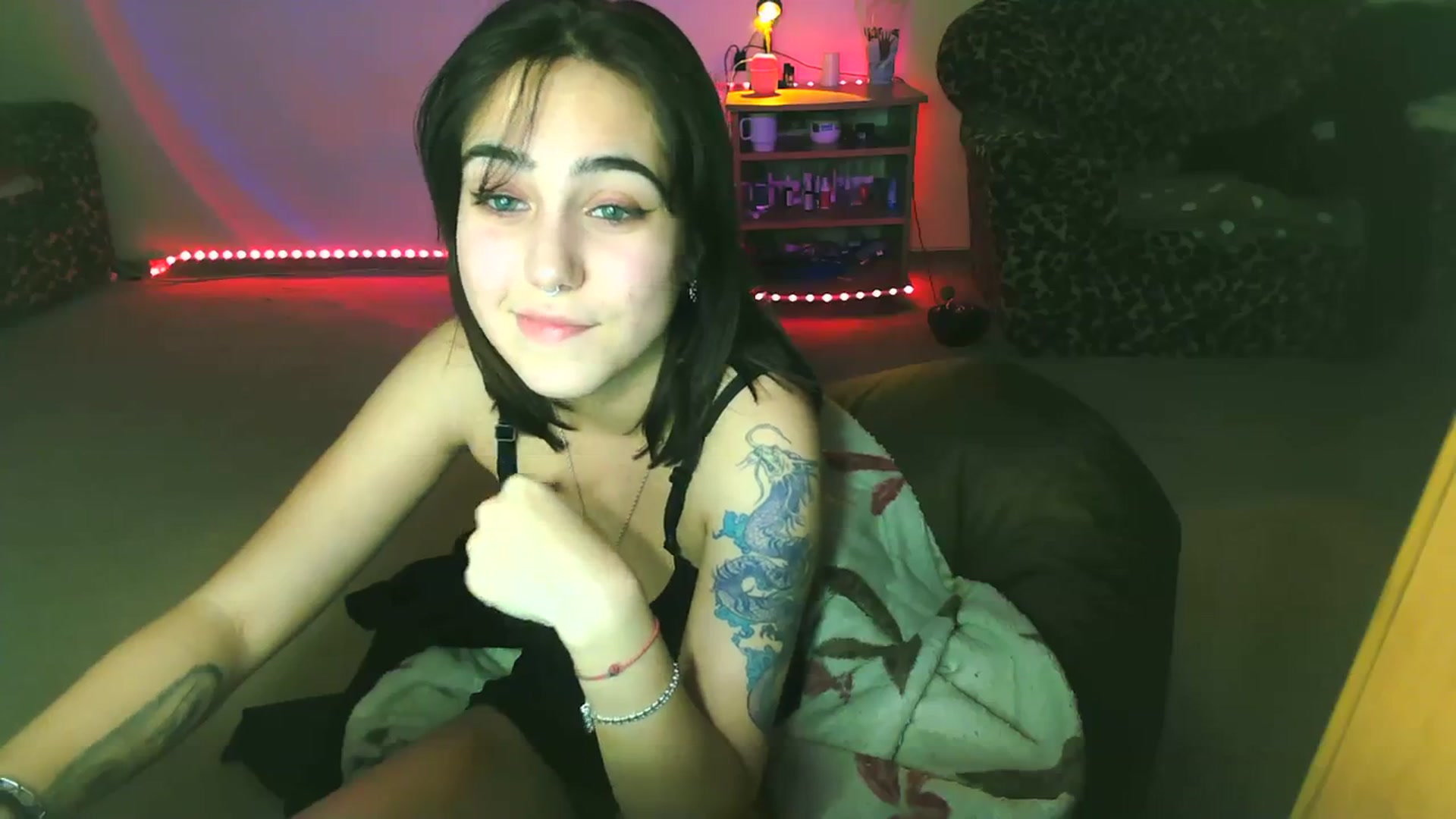 Gallery image thumbnail from Alter3g00's myfreecams stream on, 12/15/2023, 16:00 image 9 of 20