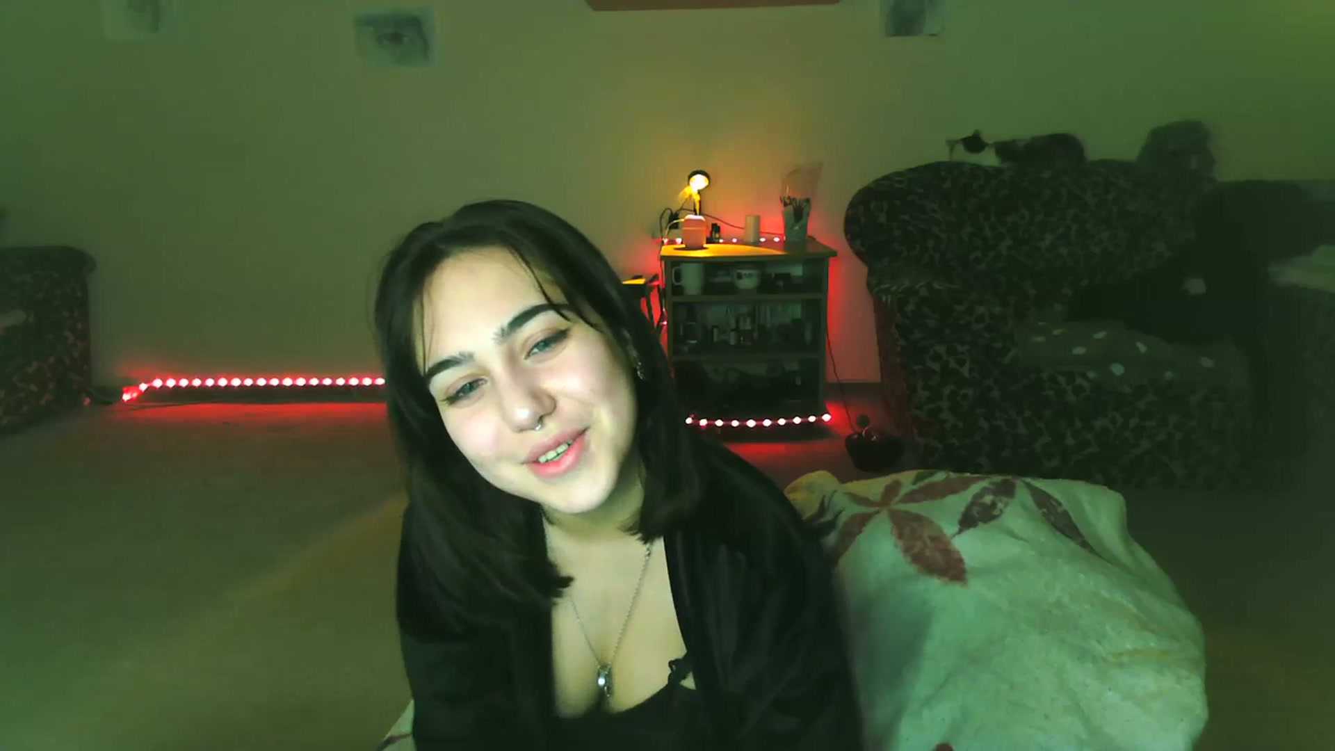 Gallery image thumbnail from Alter3g00's myfreecams stream on, 12/15/2023, 17:49 image 12 of 20