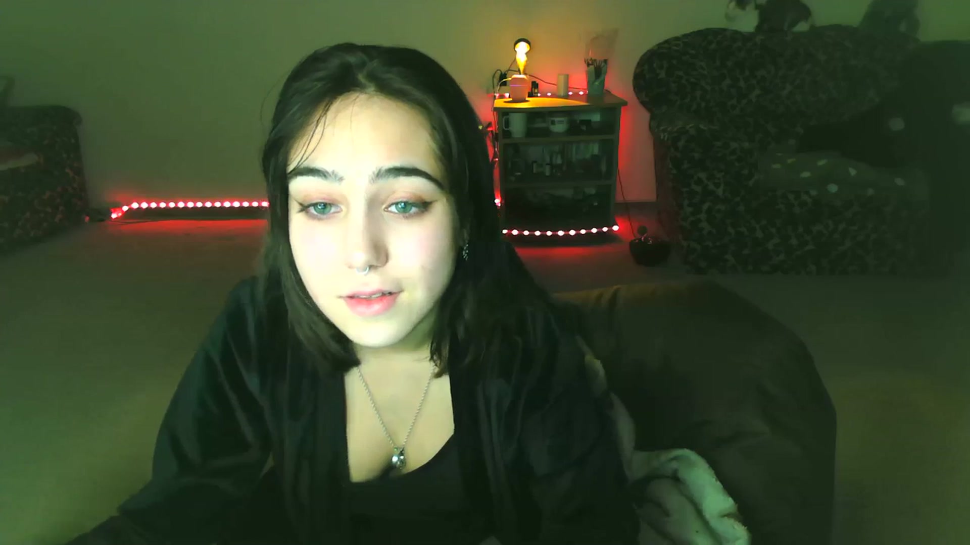 Gallery image thumbnail from Alter3g00's myfreecams stream on, 12/15/2023, 17:49 image 5 of 20