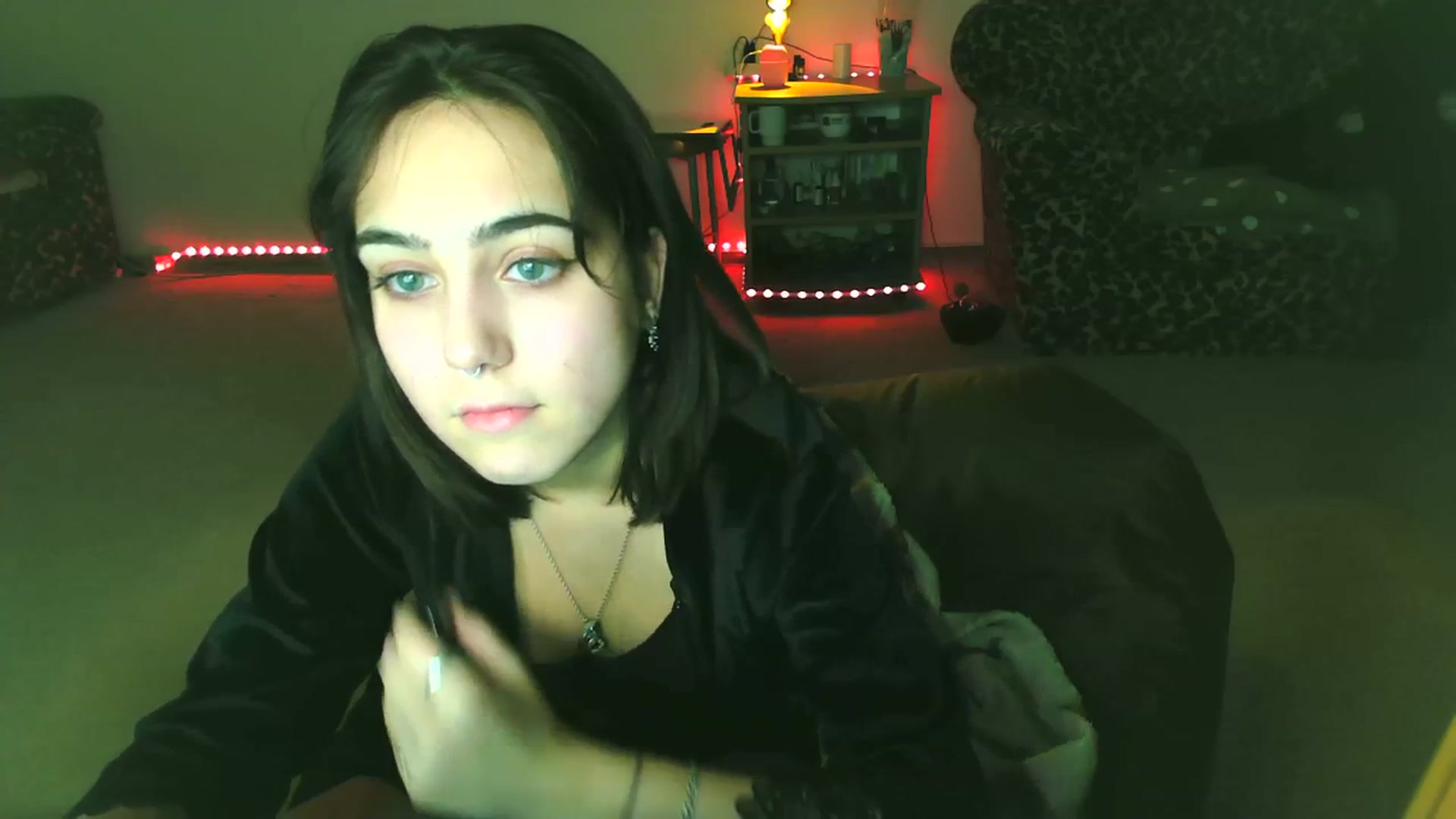 Gallery image thumbnail from Alter3g00's myfreecams stream on, 12/15/2023, 17:49 image 4 of 20