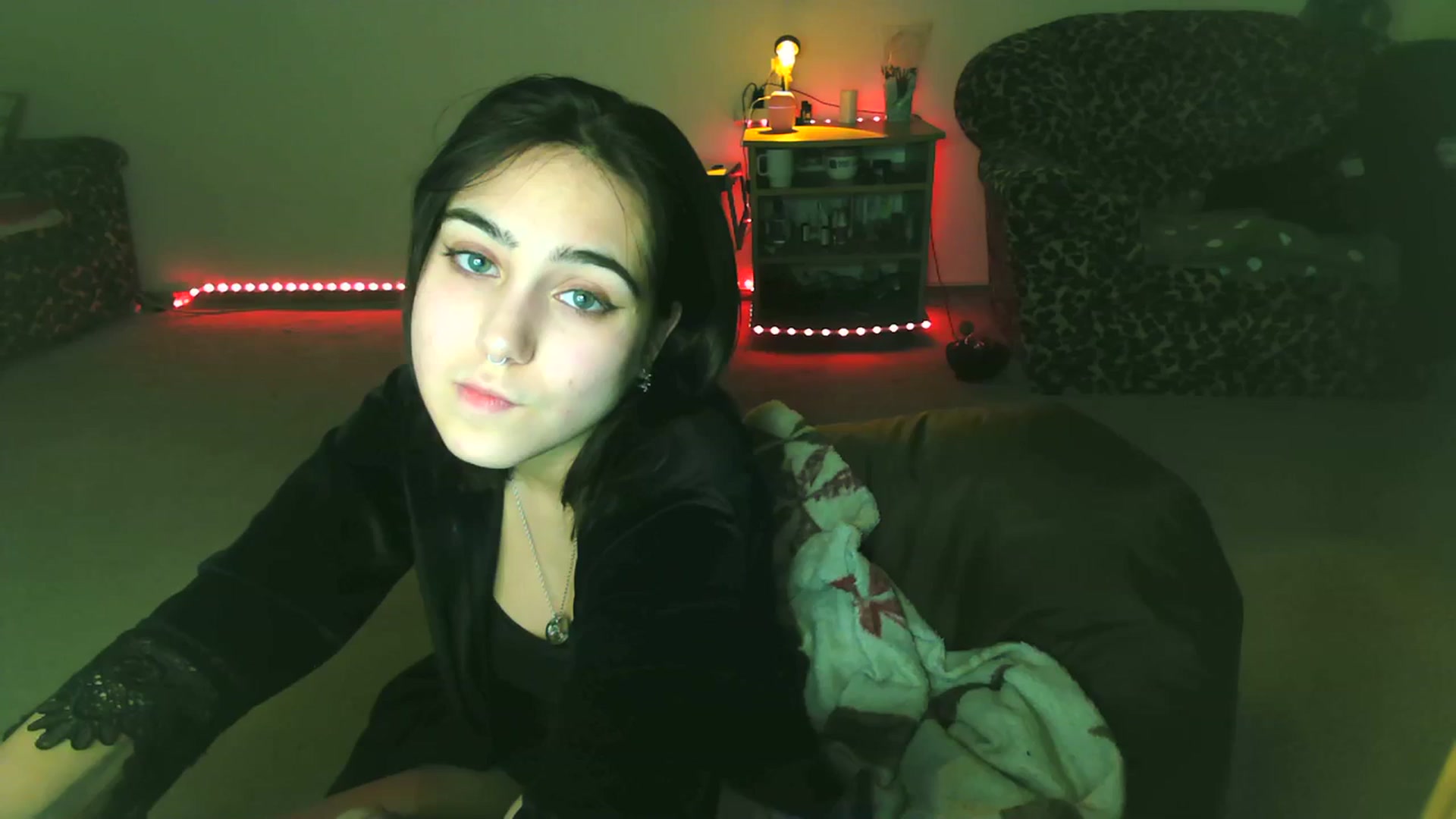 Gallery image thumbnail from Alter3g00's myfreecams stream on, 12/15/2023, 17:49 image 1 of 20