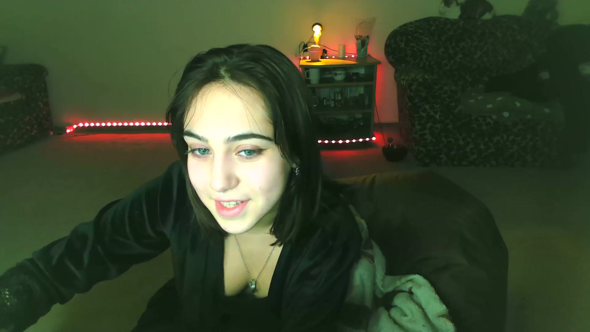 Gallery image thumbnail from Alter3g00's myfreecams stream on, 12/15/2023, 17:49 image 6 of 20