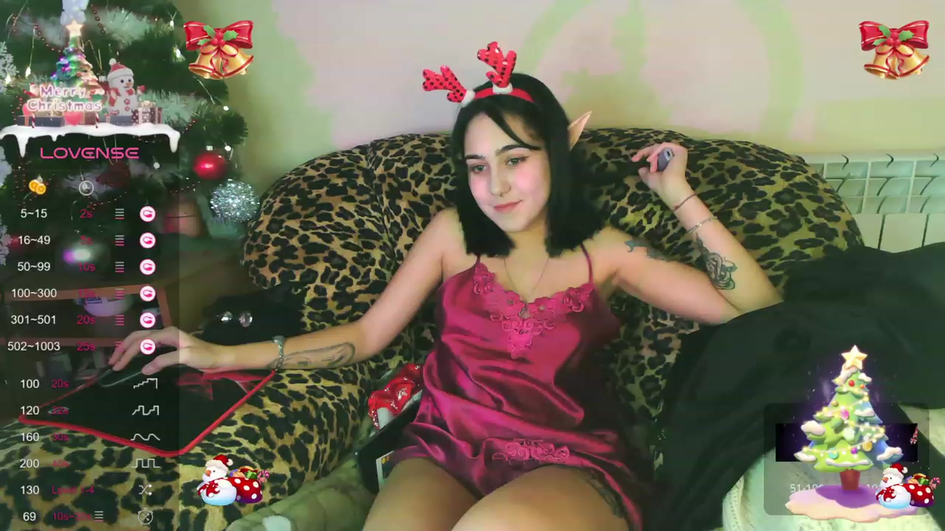 Gallery image thumbnail from Alter3g00's myfreecams stream on, 12/26/2023, 24:02 image 16 of 20