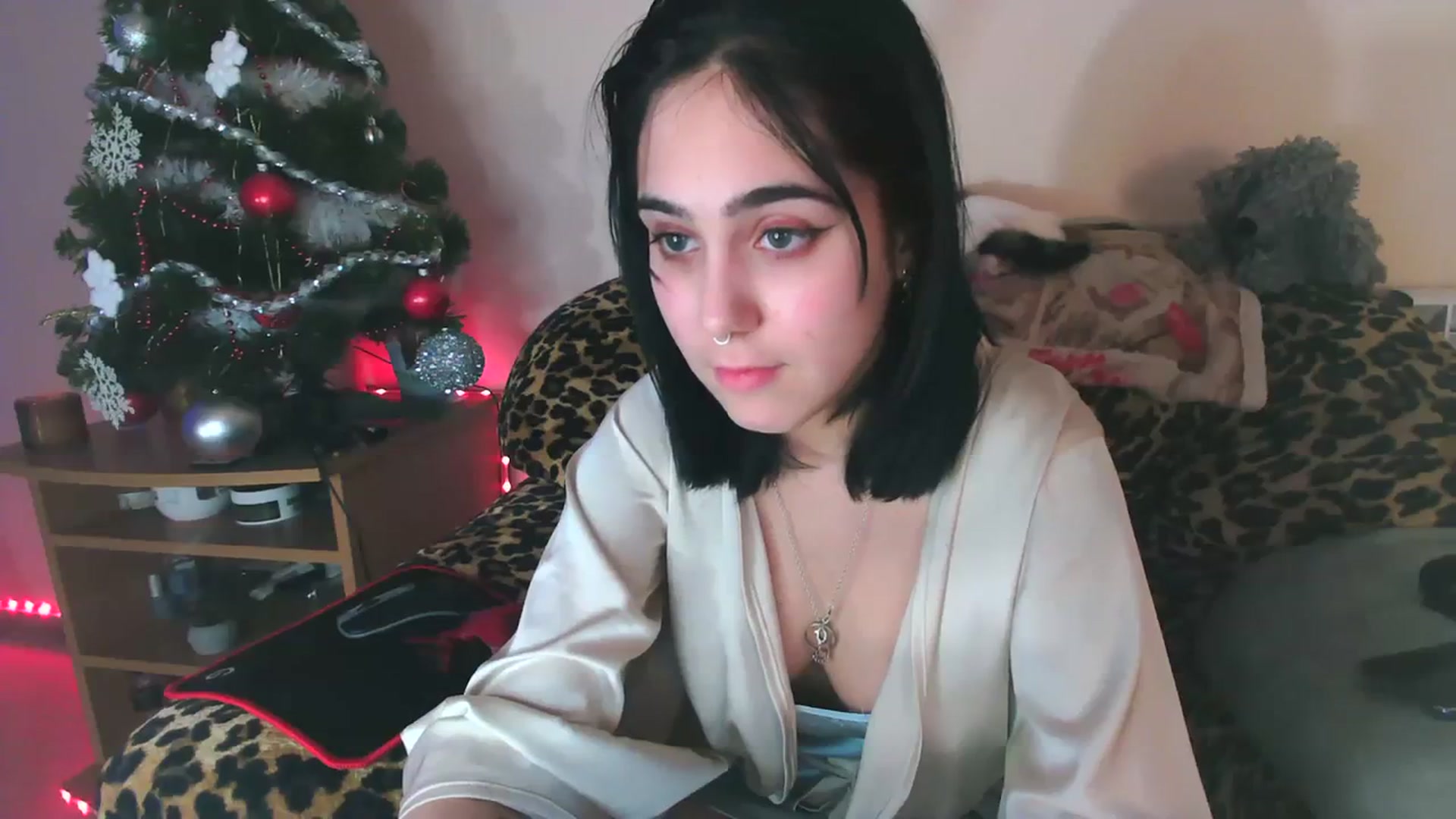 Gallery image thumbnail from Alter3g00's myfreecams stream on, 01/22/2024, 22:01 image 18 of 20