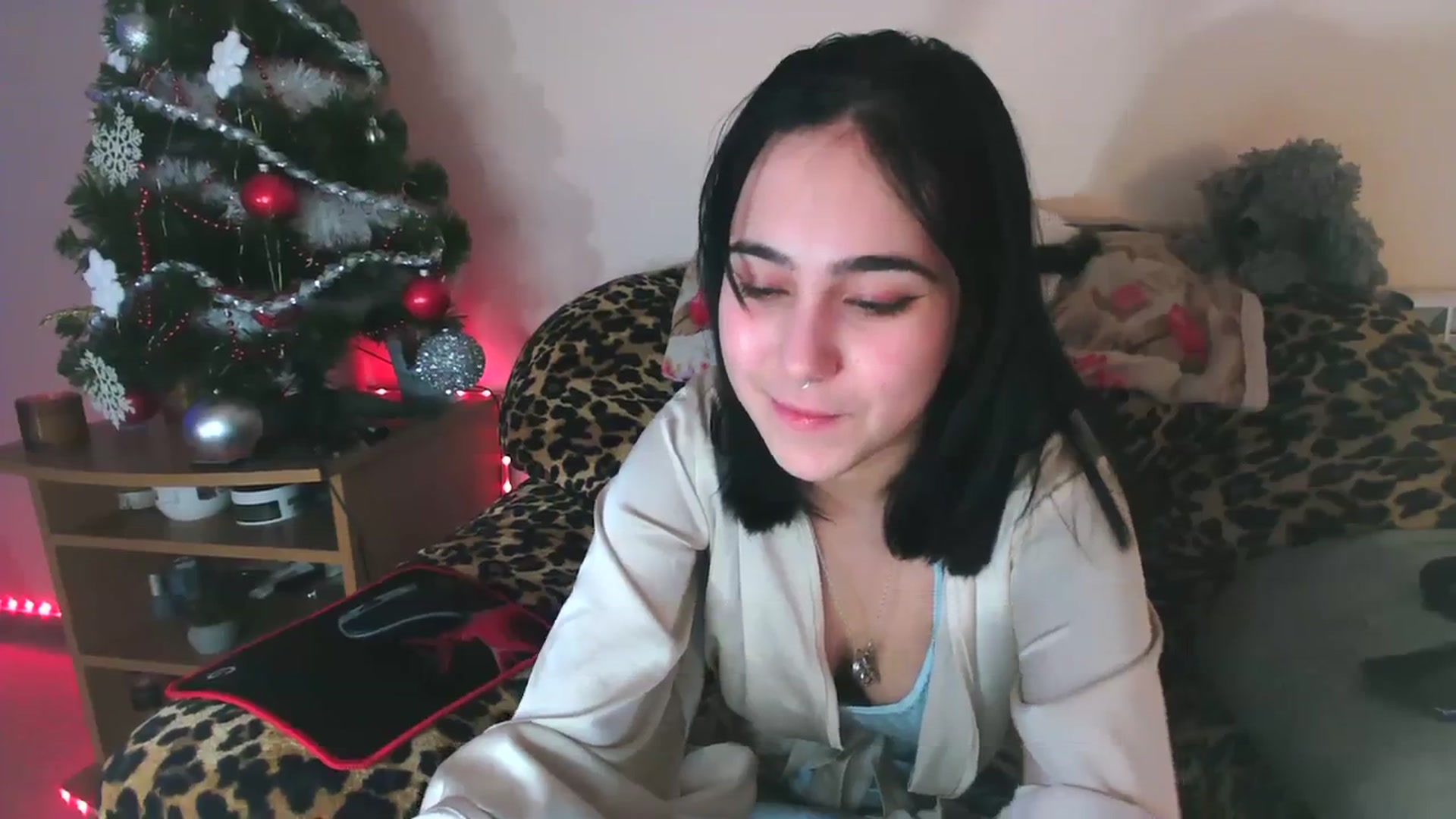 Gallery image thumbnail from Alter3g00's myfreecams stream on, 01/22/2024, 22:01 image 15 of 20