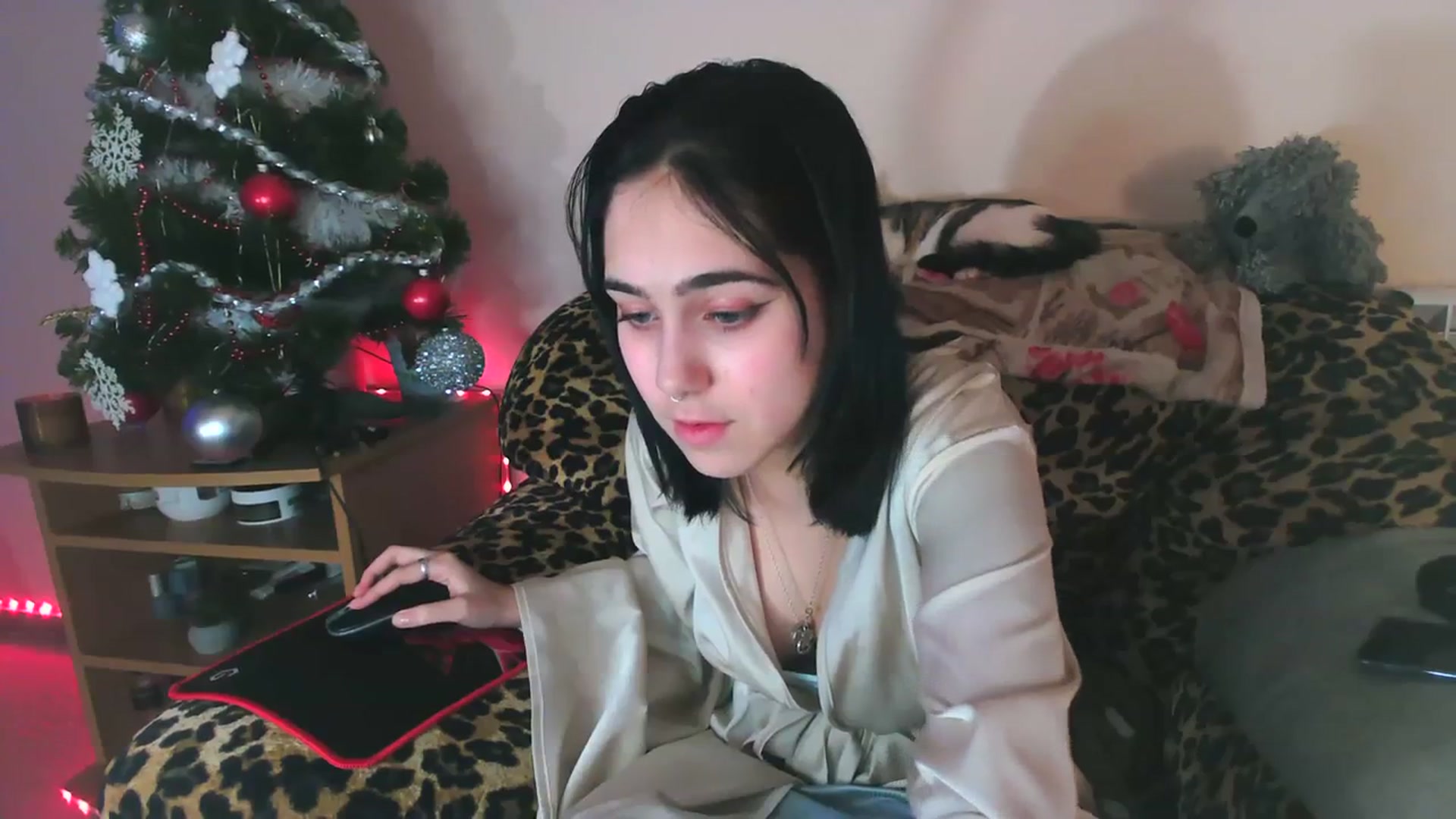 Gallery image thumbnail from Alter3g00's myfreecams stream on, 01/22/2024, 22:01 image 2 of 20