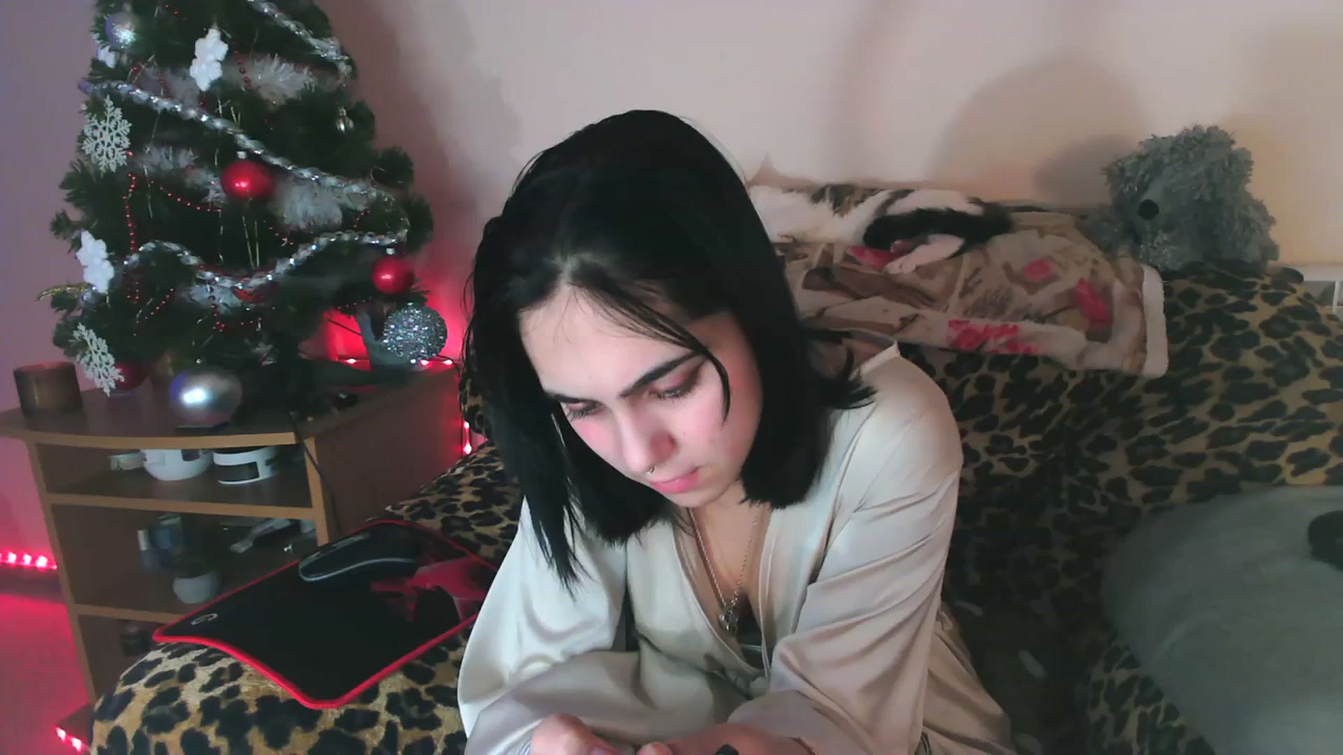 Gallery image thumbnail from Alter3g00's myfreecams stream on, 01/22/2024, 22:01 image 8 of 20