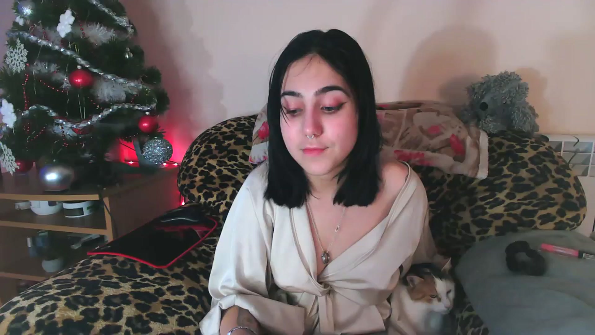 Gallery image thumbnail from Alter3g00's myfreecams stream on, 01/22/2024, 22:50 image 9 of 20