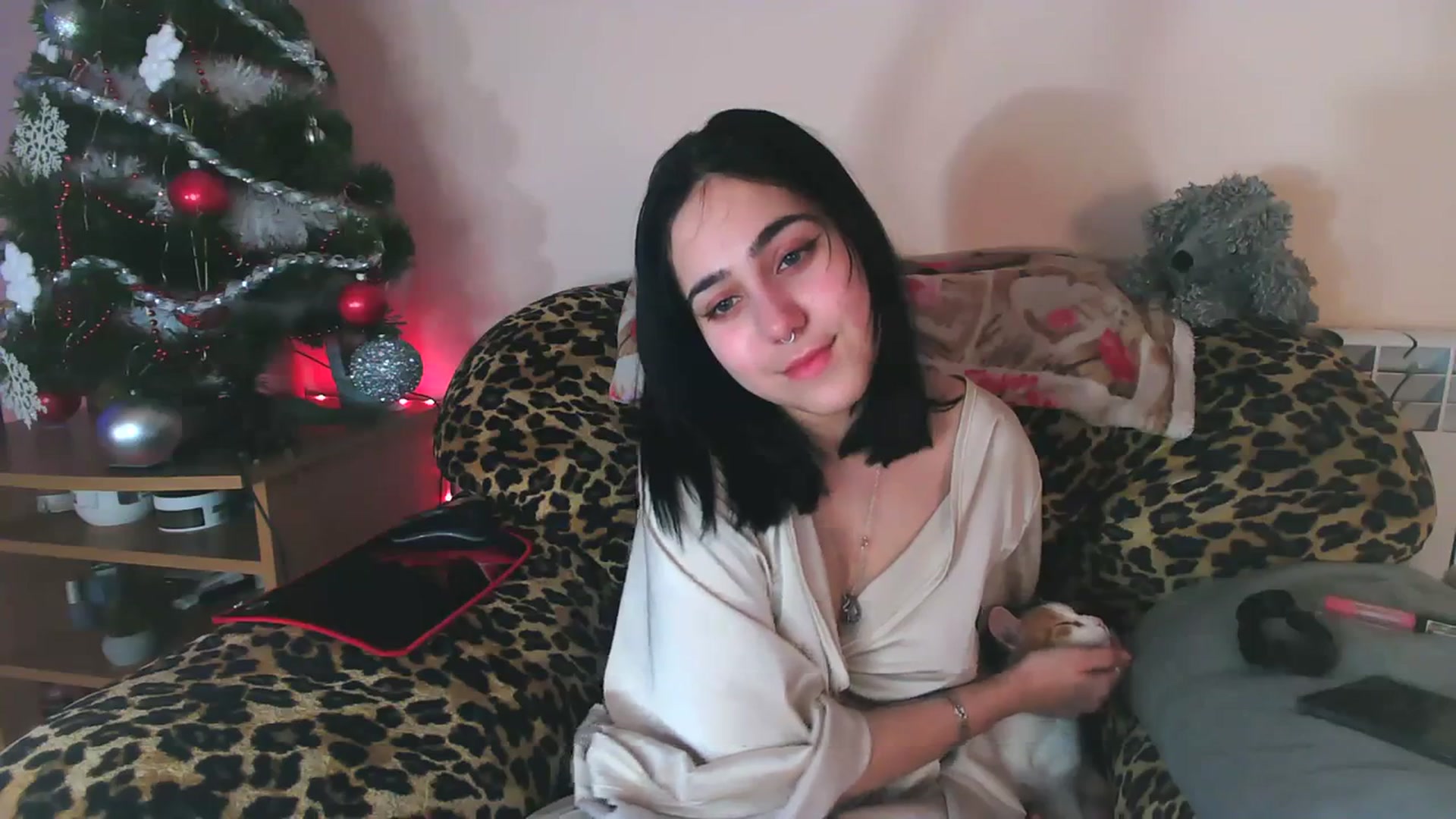 Gallery image thumbnail from Alter3g00's myfreecams stream on, 01/22/2024, 22:50 image 6 of 20