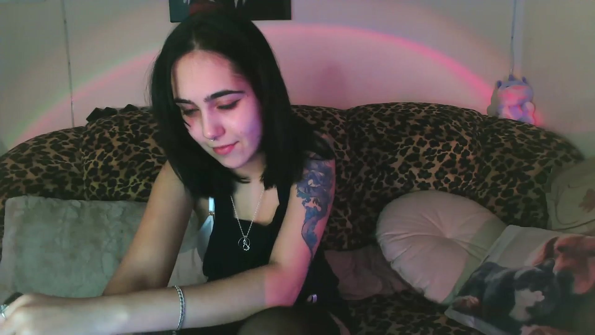 Gallery image thumbnail from Alter3g00's myfreecams stream on, 02/05/2024, 18:53 image 20 of 20