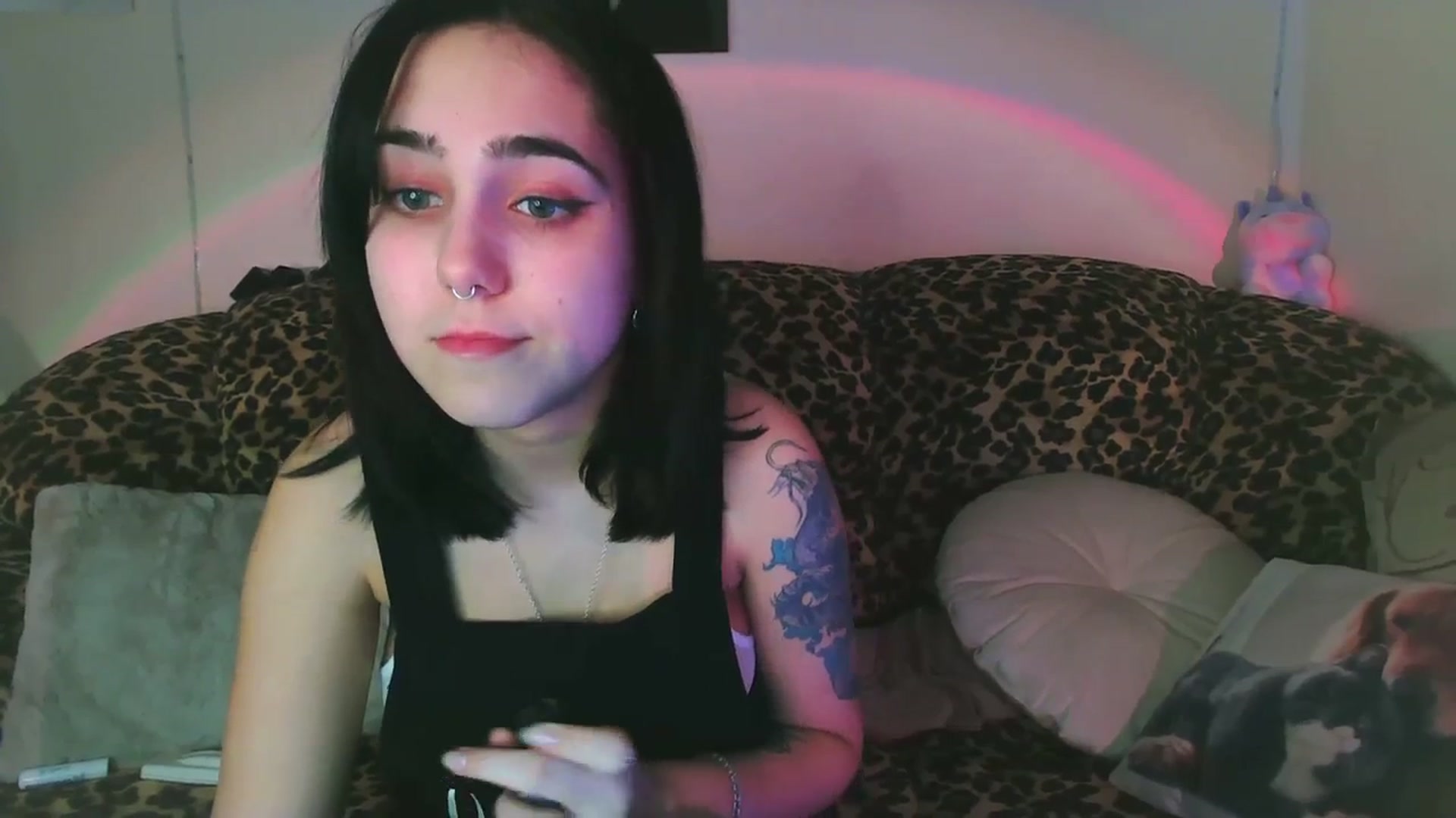 Gallery image thumbnail from Alter3g00's myfreecams stream on, 02/05/2024, 18:53 image 9 of 20