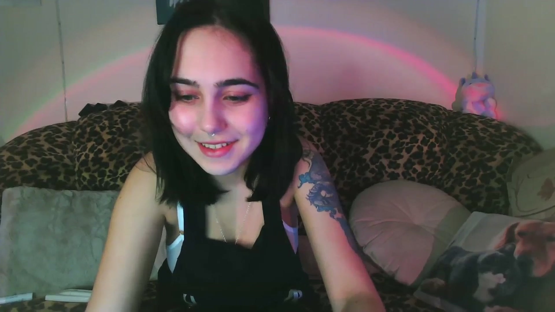 Gallery image thumbnail from Alter3g00's myfreecams stream on, 02/05/2024, 18:53 image 13 of 20