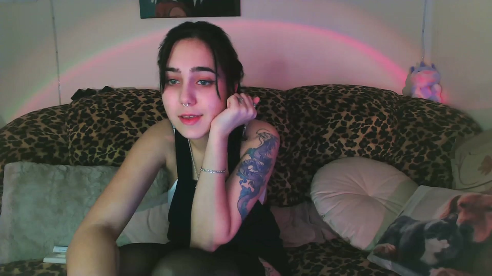 Gallery image thumbnail from Alter3g00's myfreecams stream on, 02/05/2024, 18:53 image 18 of 20