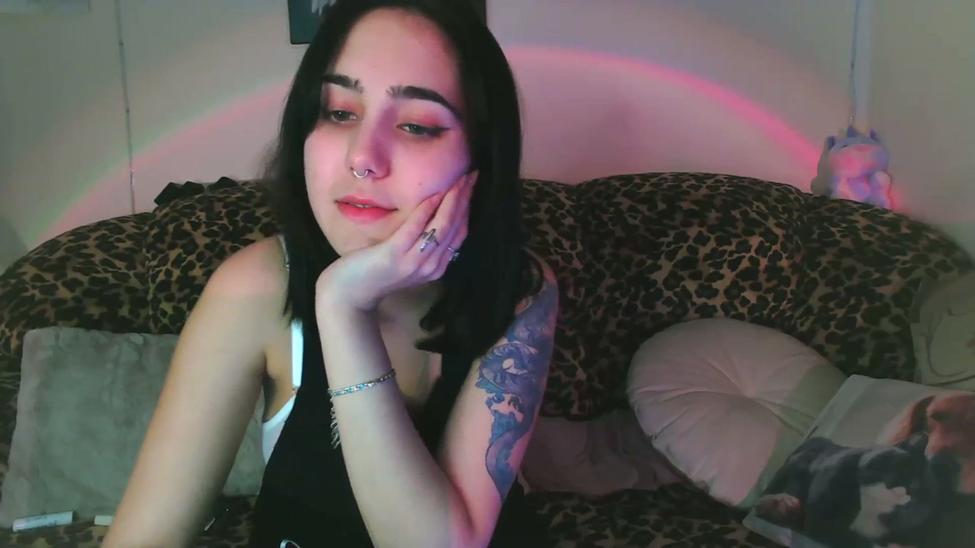 Gallery image thumbnail from Alter3g00's myfreecams stream on, 02/05/2024, 18:53 image 11 of 20