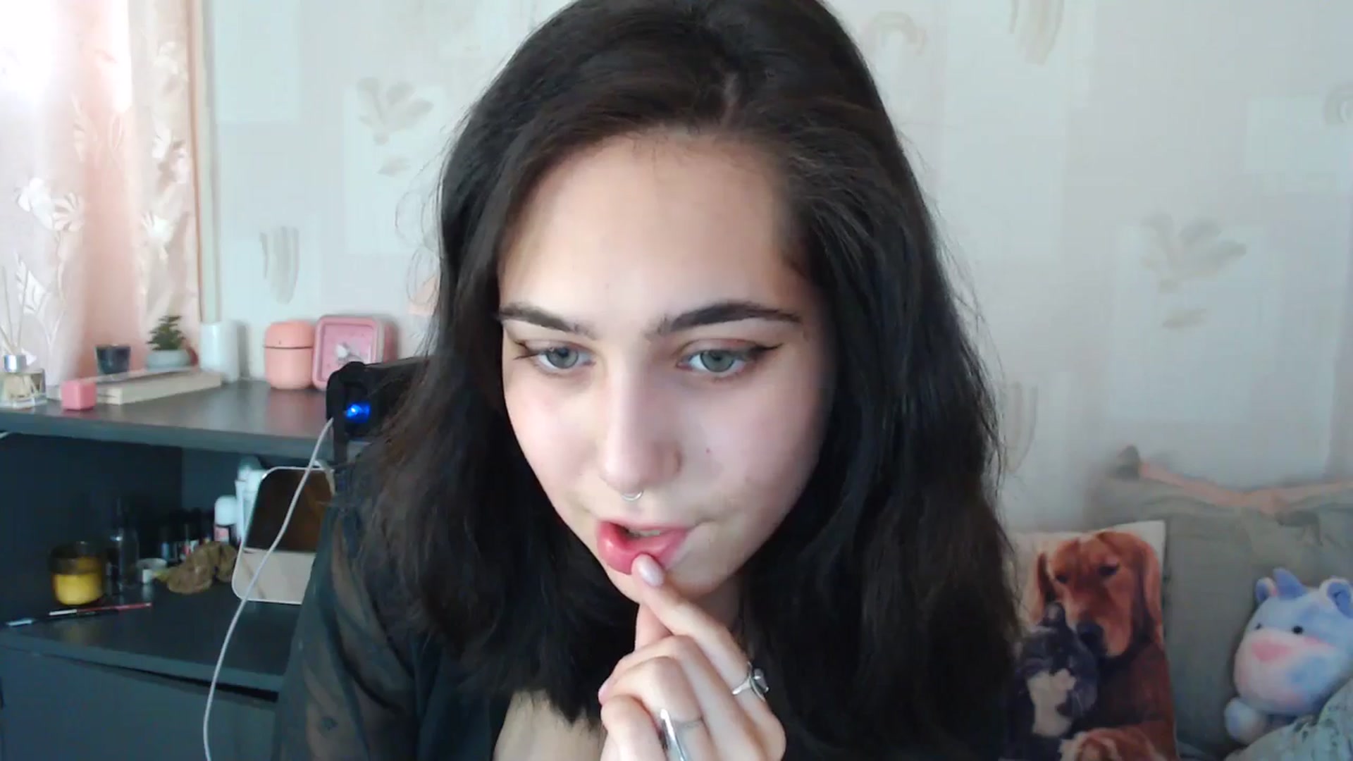 Gallery image thumbnail from Alter3g00's myfreecams stream on, 05/19/2024, 12:36 image 19 of 20
