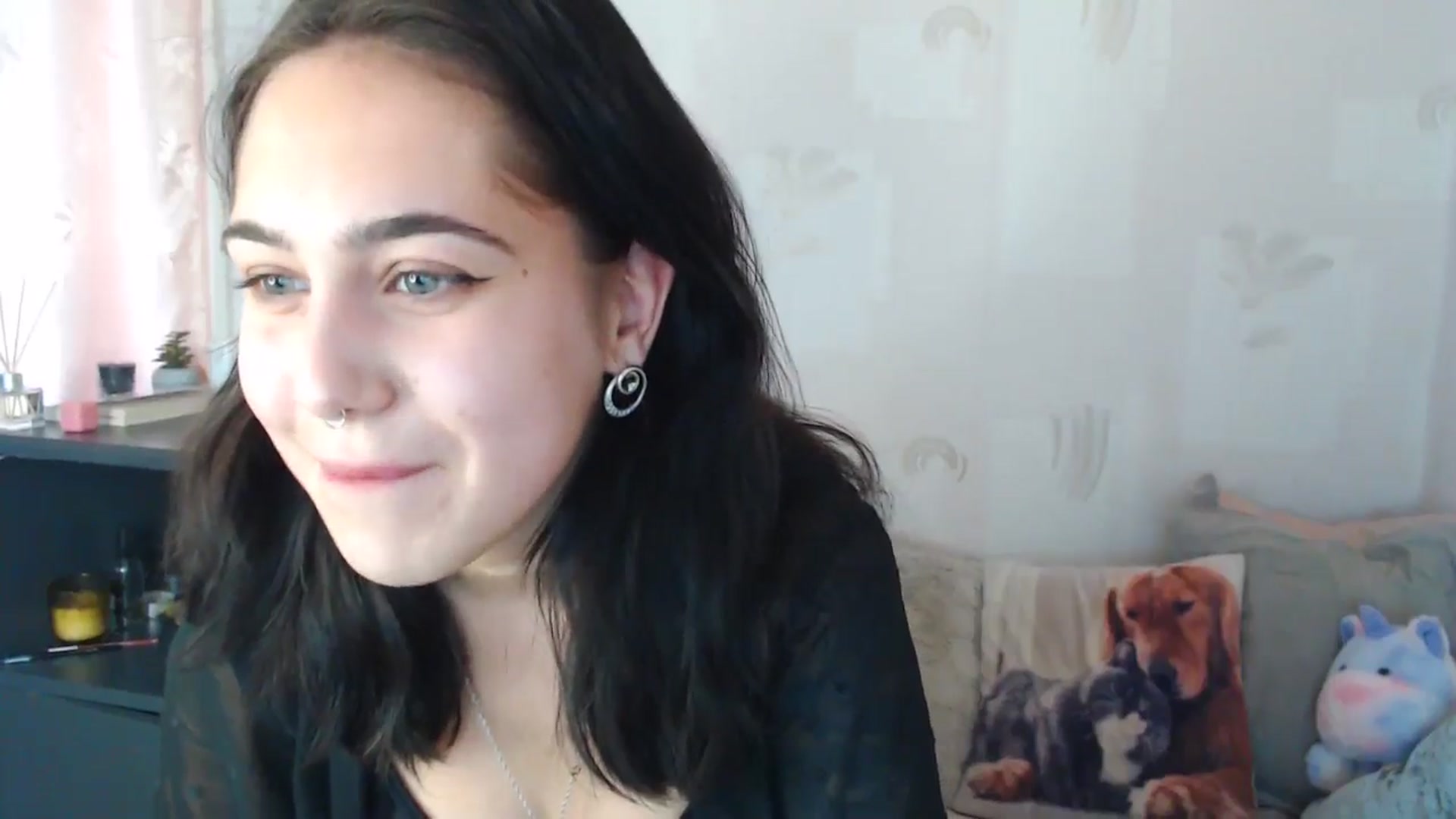 Gallery image thumbnail from Alter3g00's myfreecams stream on, 05/19/2024, 13:41 image 4 of 20