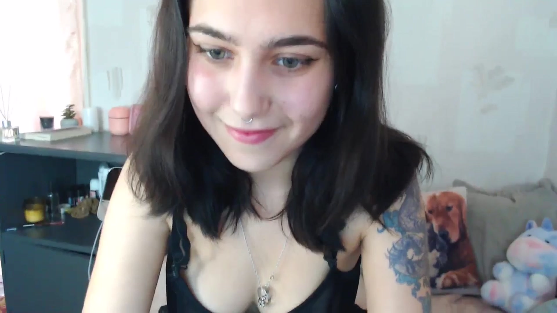 Gallery image thumbnail from Alter3g00's myfreecams stream on, 05/19/2024, 13:41 image 17 of 20