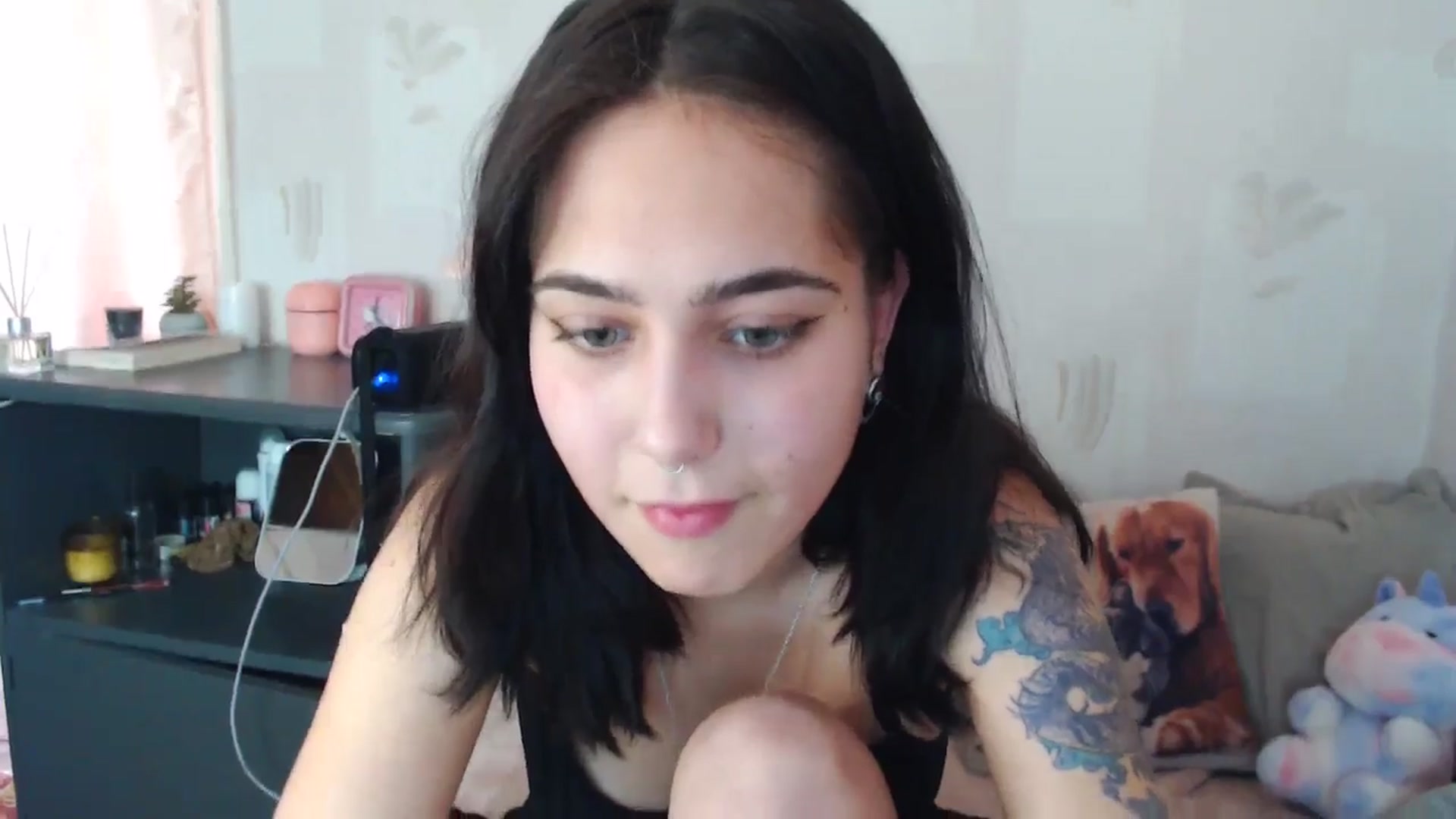 Gallery image thumbnail from Alter3g00's myfreecams stream on, 05/19/2024, 13:41 image 8 of 20
