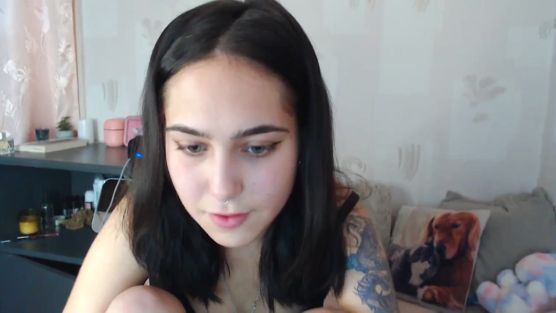 Gallery image thumbnail from Alter3g00's myfreecams stream on, 05/19/2024, 14:19 image 10 of 20