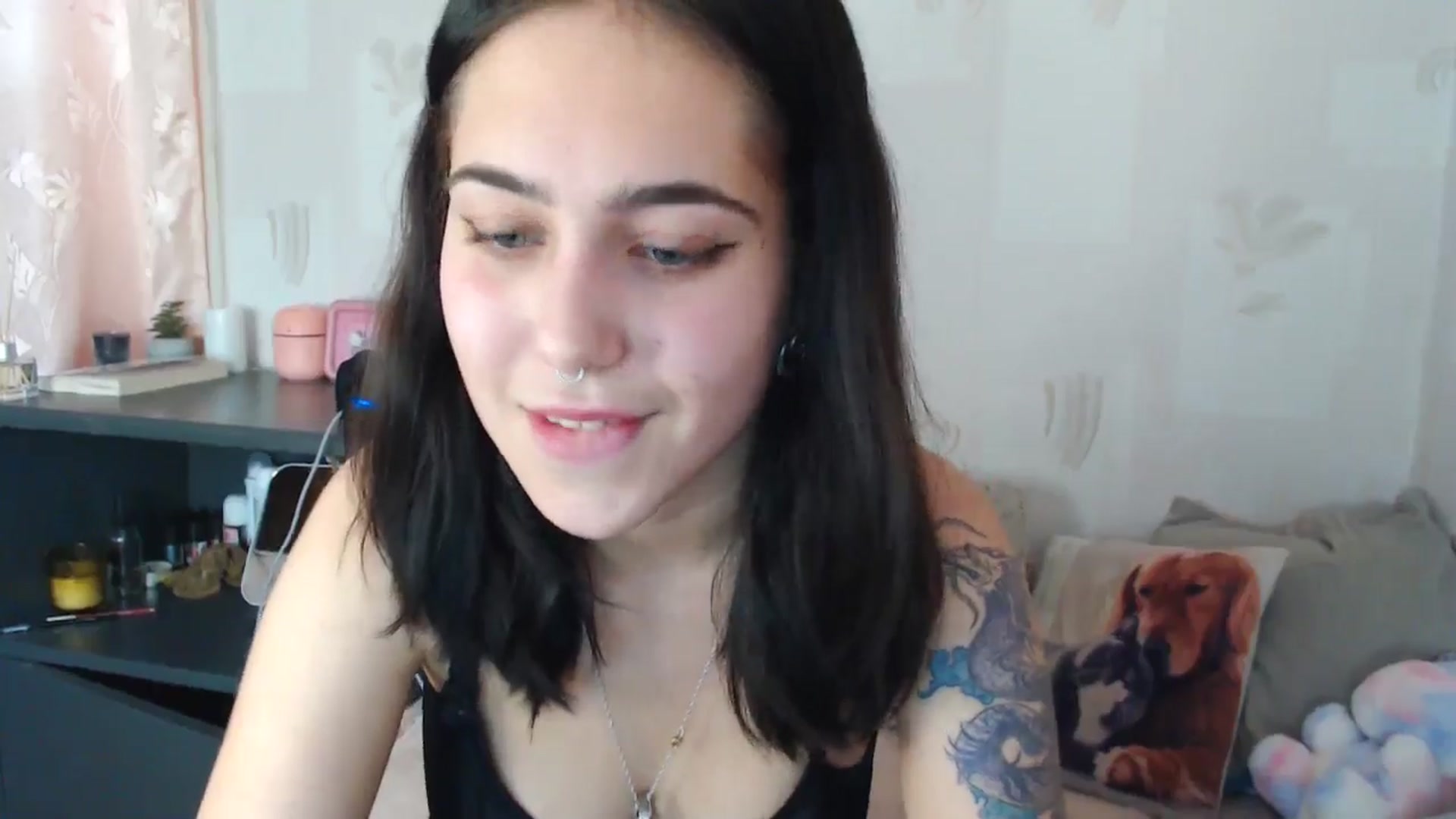 Gallery image thumbnail from Alter3g00's myfreecams stream on, 05/19/2024, 14:19 image 15 of 20