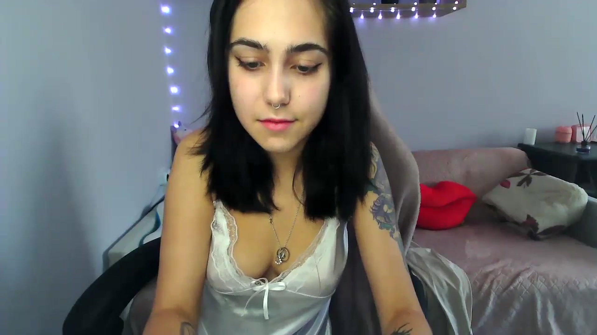 Gallery image thumbnail from Alter3g00's myfreecams stream on, 06/09/2024, 07:28 image 19 of 20