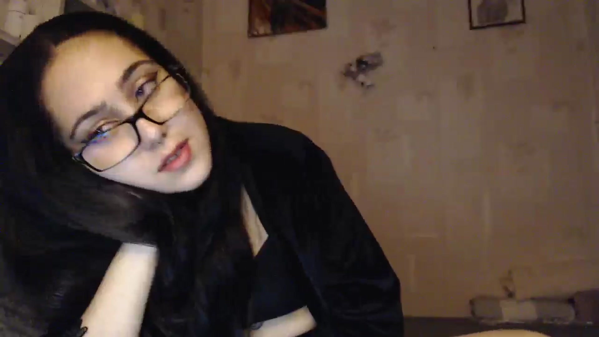 Gallery image thumbnail from Alter3g00's myfreecams stream on, 12/28/2025, 20:41 image 13 of 20
