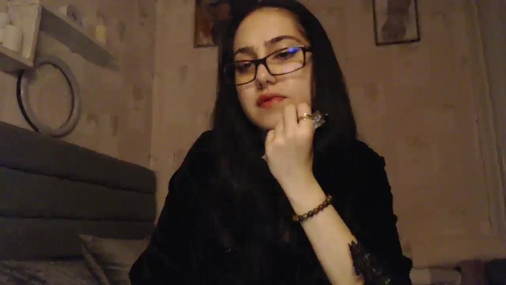Gallery image thumbnail from Alter3g00's myfreecams stream on, 12/28/2025, 20:41 image 12 of 20