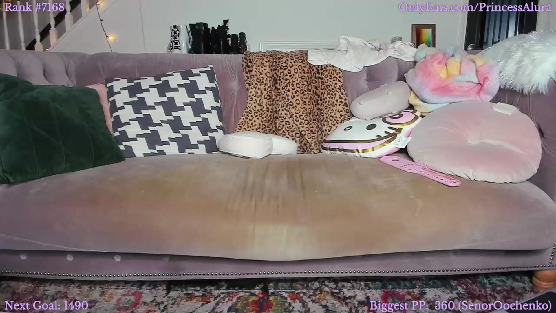 Gallery image thumbnail from Aluraa_'s myfreecams stream on, 12/16/2022, 02:55 image 16 of 20