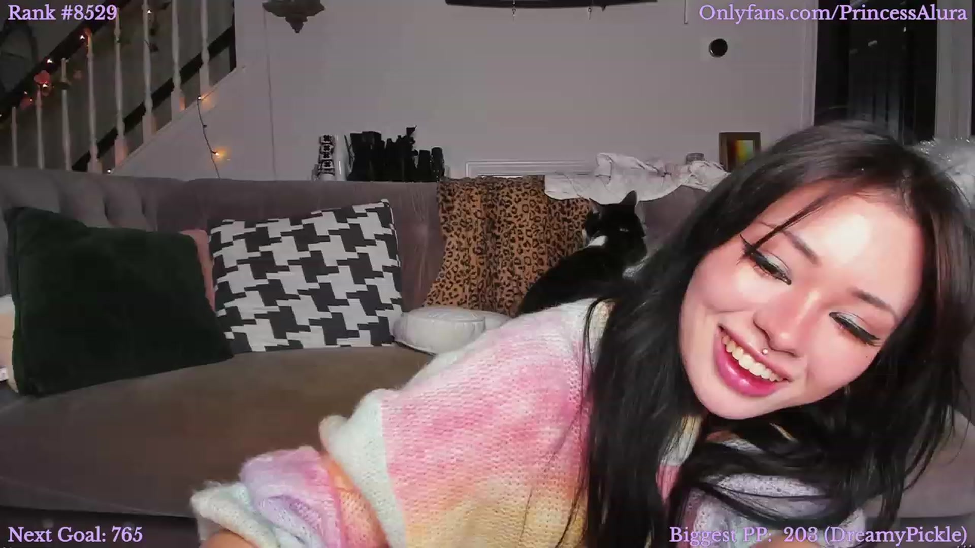 Gallery image thumbnail from Aluraa_'s myfreecams stream on, 12/16/2022, 02:55 image 7 of 20
