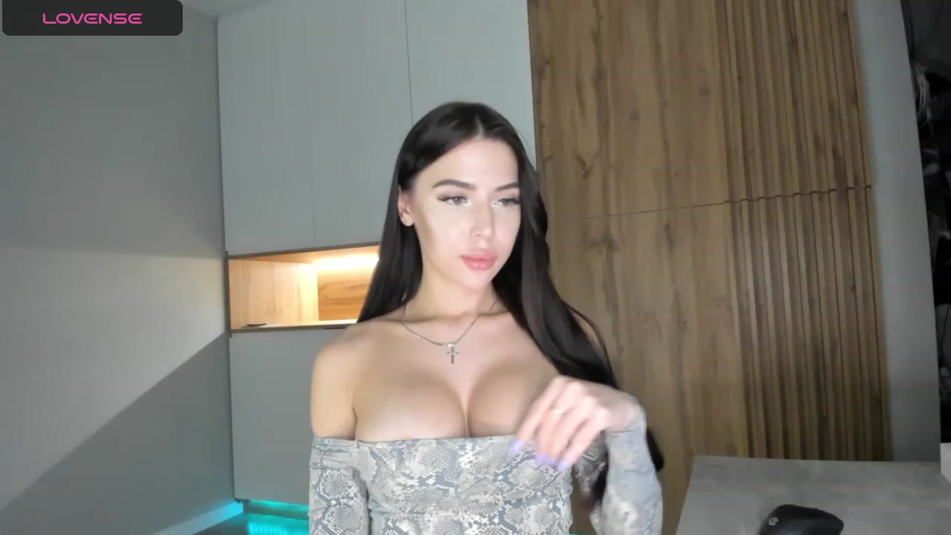 Gallery image thumbnail from AlwaysKate's myfreecams stream on, 11/30/2023, 19:31 image 19 of 20