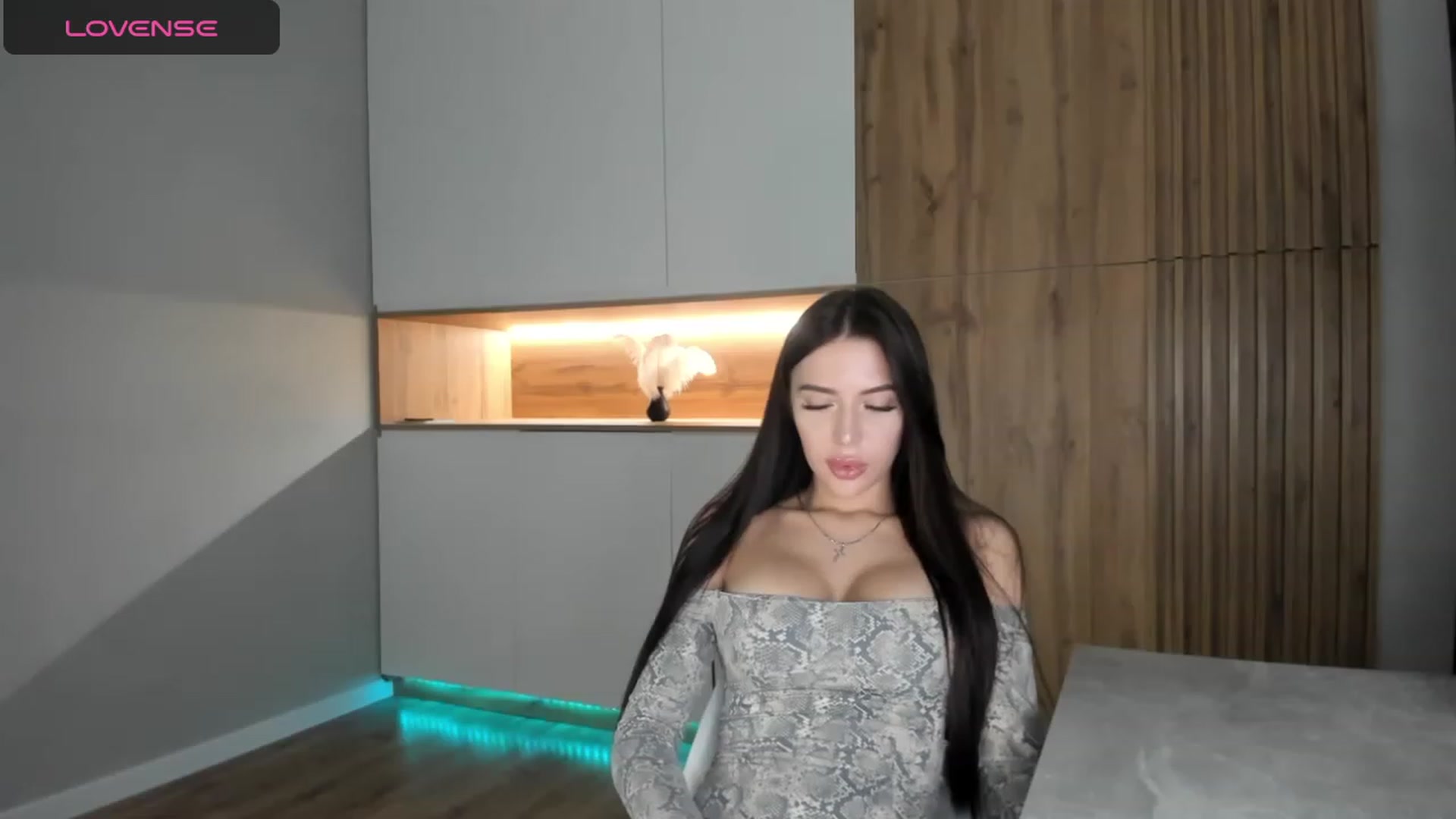 Gallery image thumbnail from AlwaysKate's myfreecams stream on, 11/30/2023, 19:31 image 8 of 20