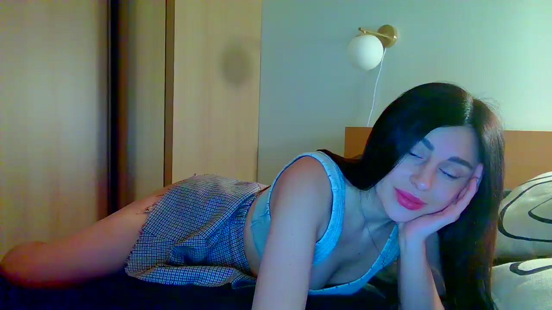 Gallery image thumbnail from Always_Fun_'s myfreecams stream on, 03/01/2026, 17:50 image 11 of 20
