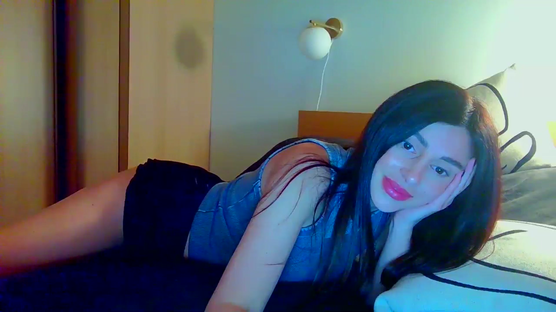 Gallery image thumbnail from Always_Fun_'s myfreecams stream on, 03/17/2026, 18:12 image 4 of 20