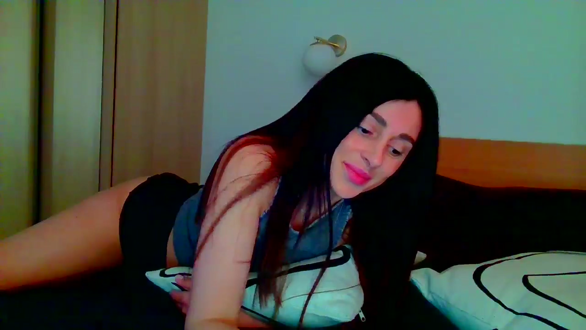Gallery image thumbnail from Always_Fun_'s myfreecams stream on, 04/08/2026, 16:53 image 14 of 20