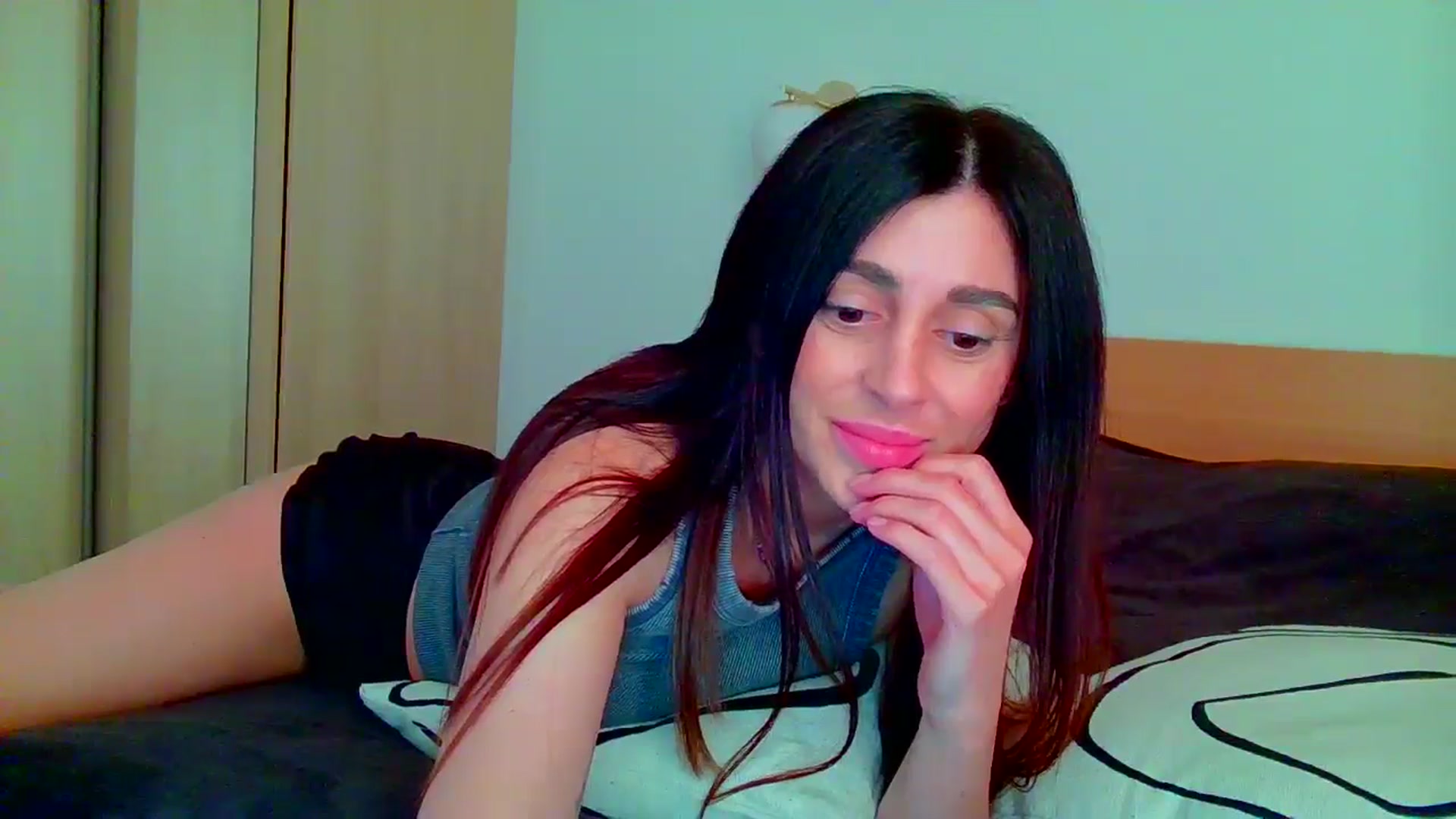 Gallery image thumbnail from Always_Fun_'s myfreecams stream on, 04/08/2026, 16:53 image 4 of 20